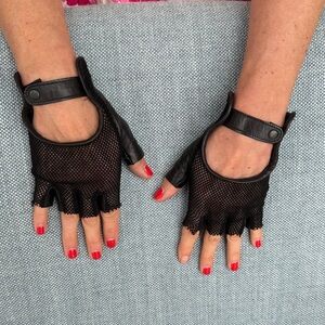 Bottega Veneta Black Mesh & leather Fingerless Gloves